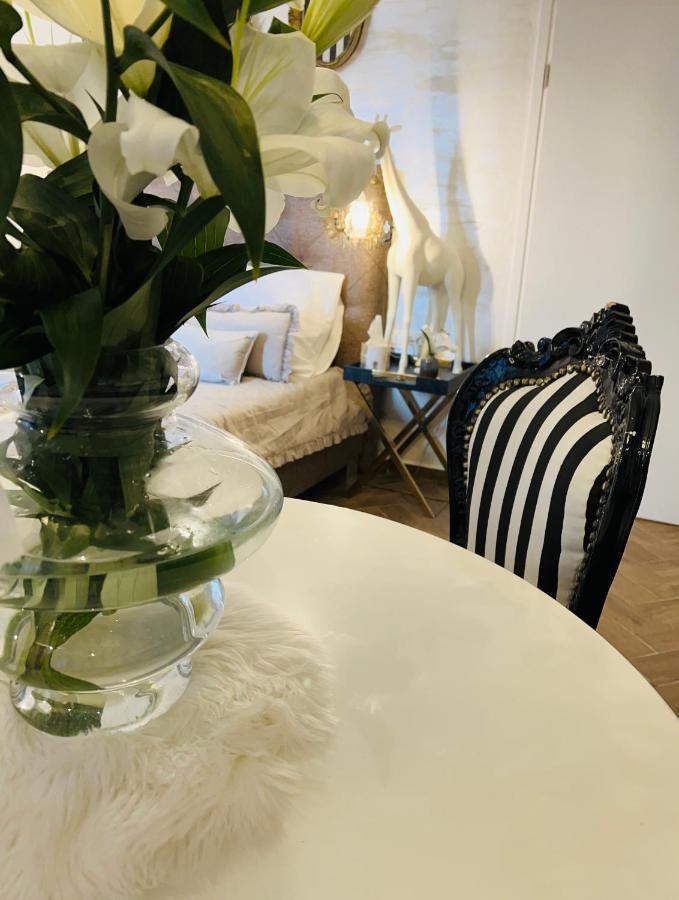 La Dolce Vita Luxury Apartments With Best Free Private Parking In City Center PUY Eksteriør bilde