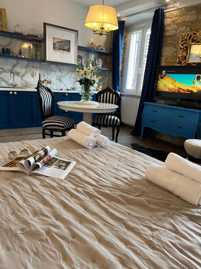 La Dolce Vita Luxury Apartments With Best Free Private Parking In City Center PUY Eksteriør bilde