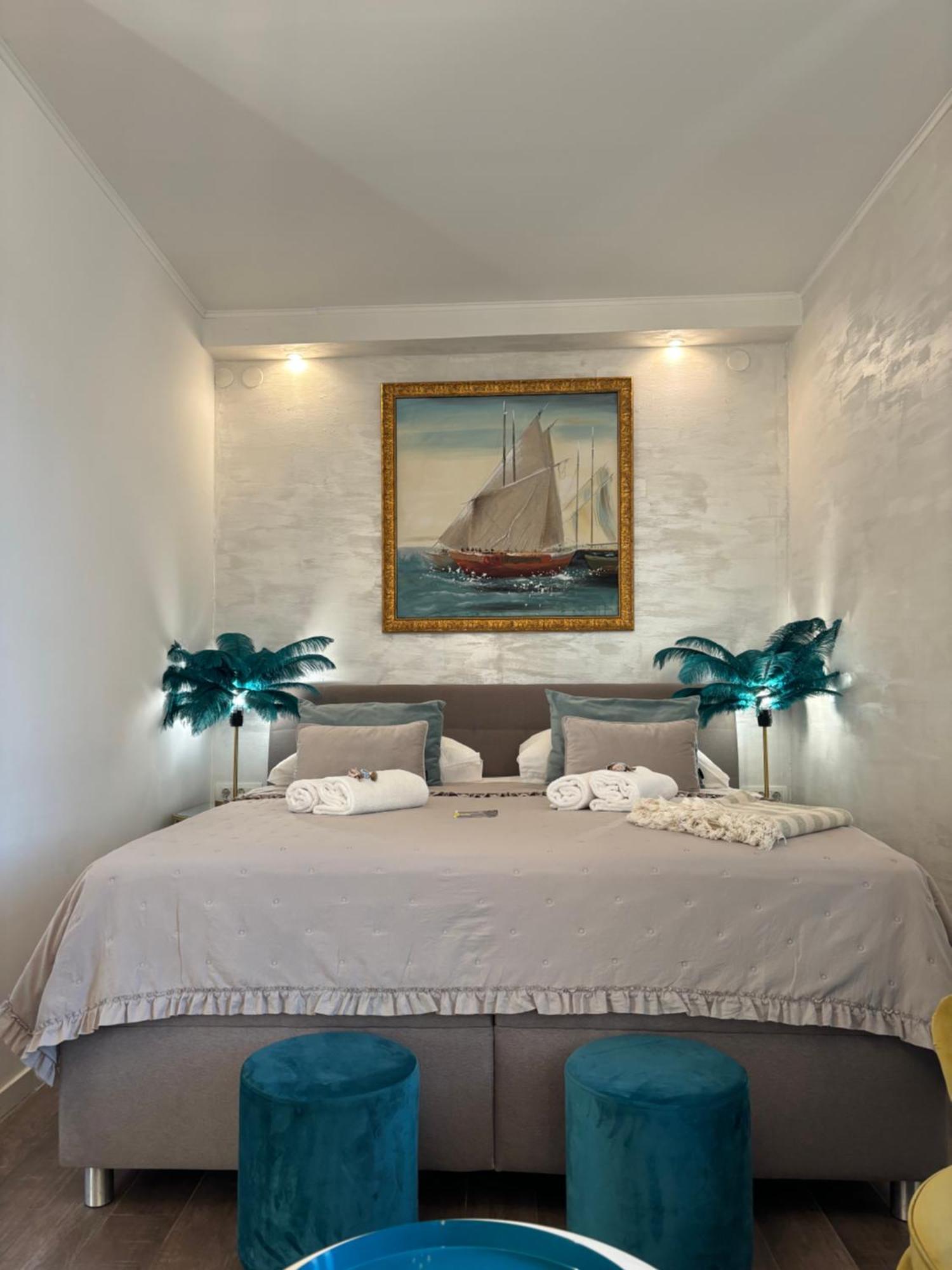 La Dolce Vita Luxury Apartments With Best Free Private Parking In City Center PUY Eksteriør bilde