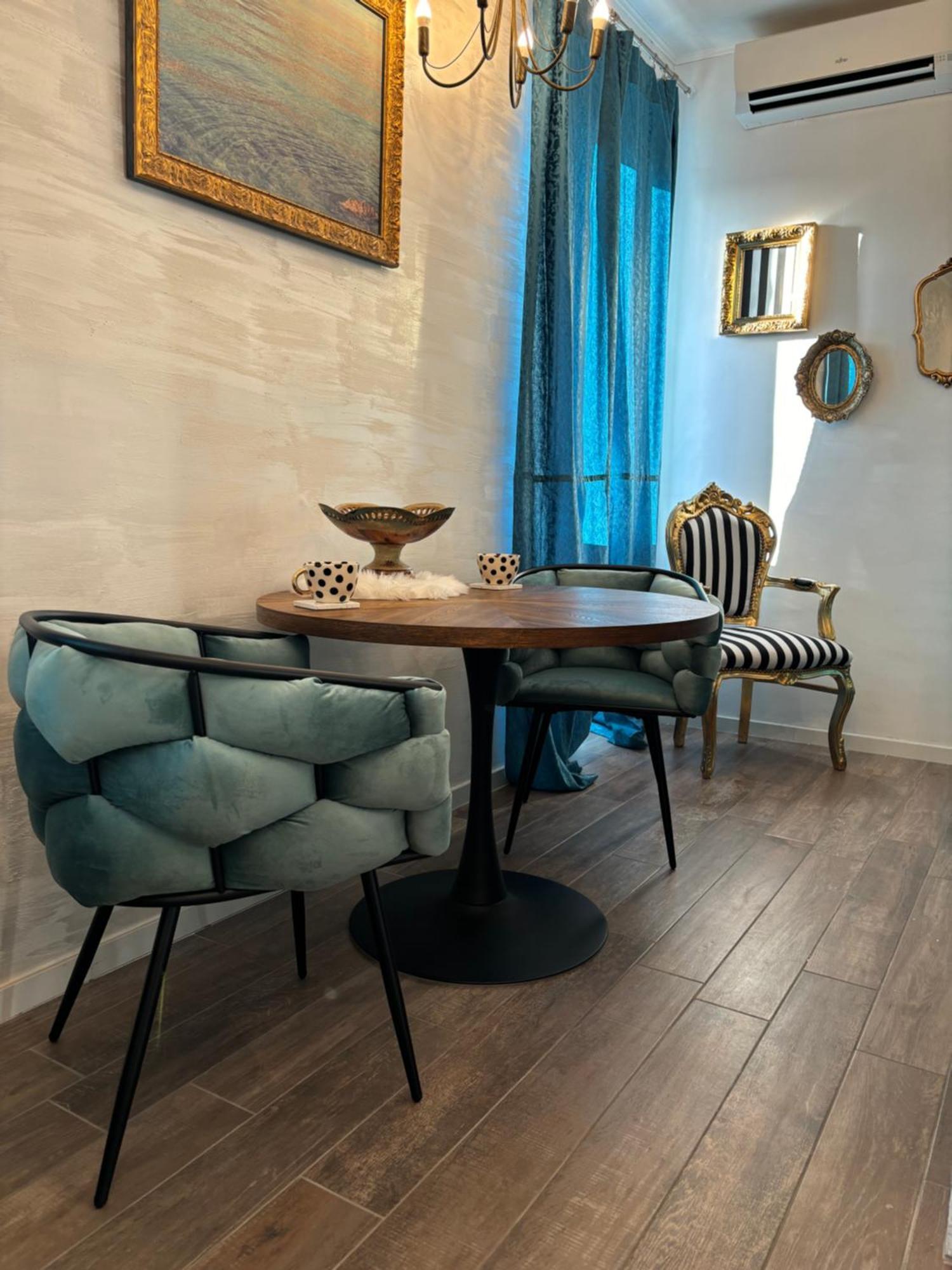 La Dolce Vita Luxury Apartments With Best Free Private Parking In City Center PUY Eksteriør bilde
